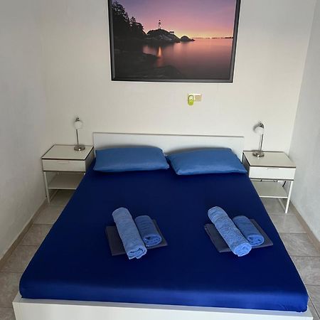 Villa Berlin Бол Экстерьер фото